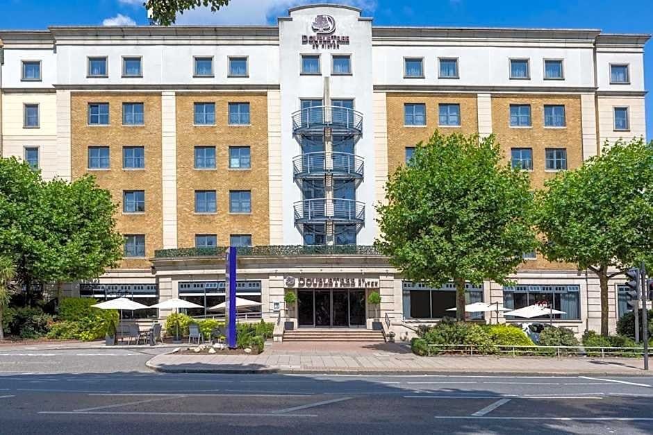 Inside the DoubleTree by Hilton London Angel King’s Cross- curated by islington Local Guide